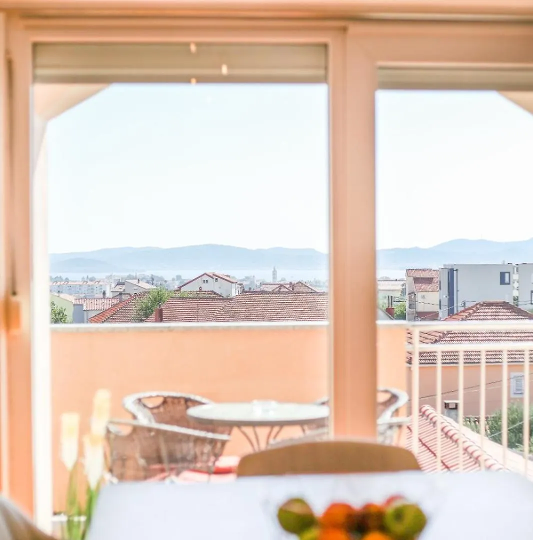 Apartman Lara Zadar 0*,  Croatia
